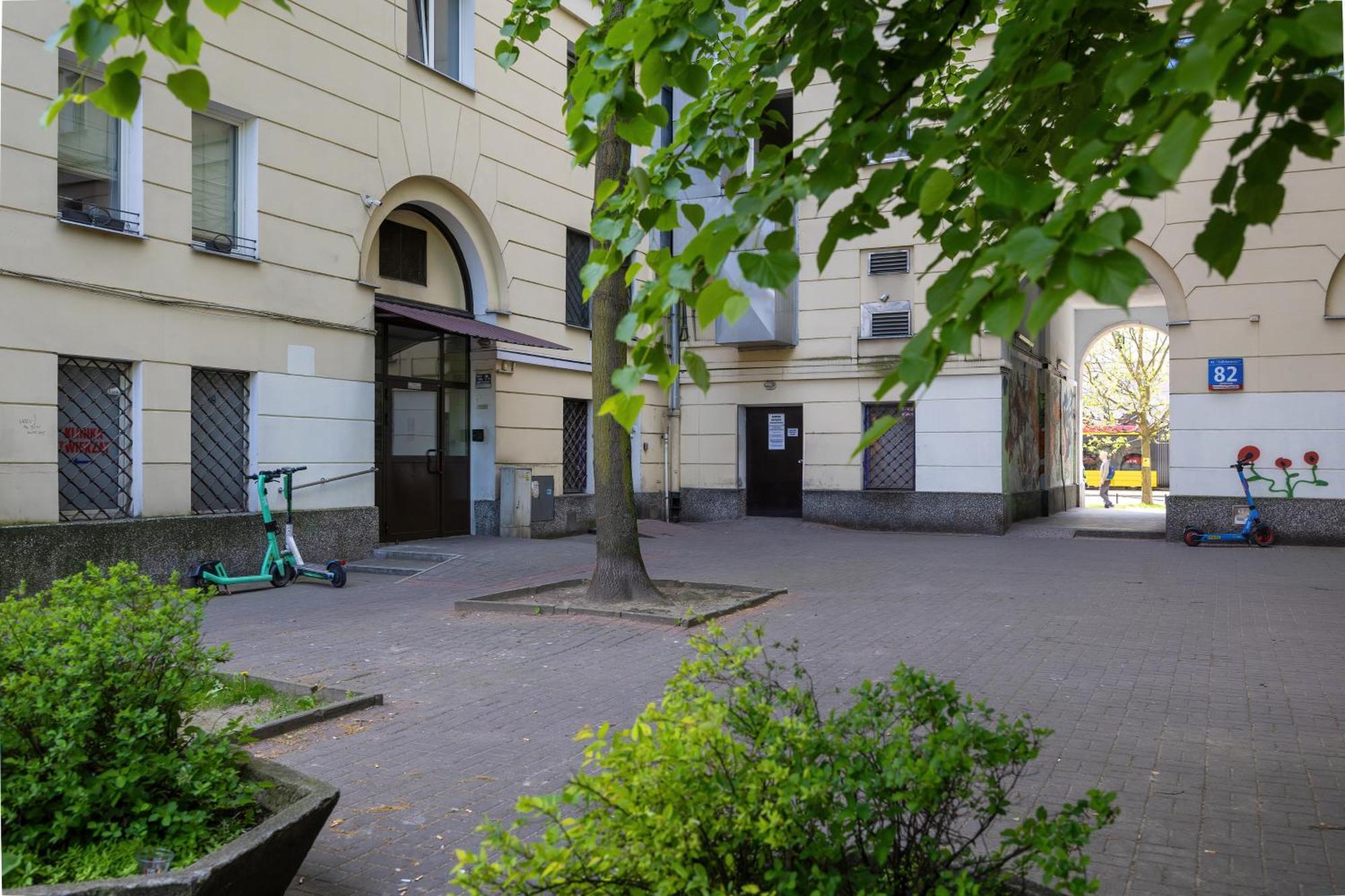 J&W Apartments Studio Solidarnosci Varsavia Esterno foto